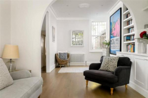 Large and Modern 3 Bedroom Family Home in Earlsfield